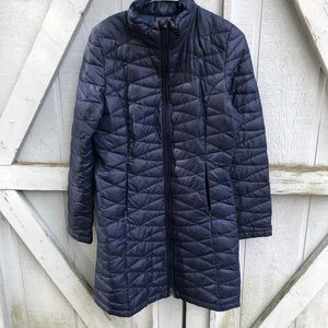 Patagonia navy puffer jacket